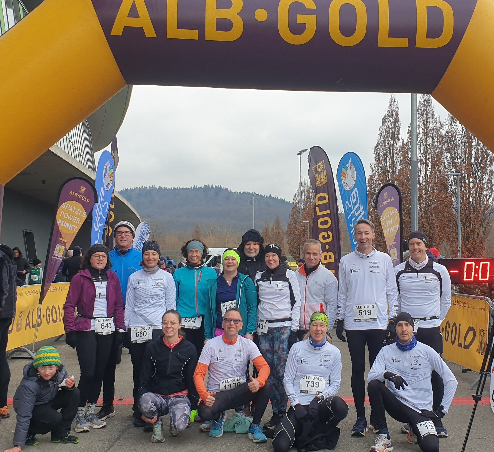 Für viele Läuferinnen und Läufer der LG Steinlach-Zollern steht der jährlich der Reutlinger Auftaktlauf zur Alb-Gold-Winterlaufserie fix im Wettkampfkalender.