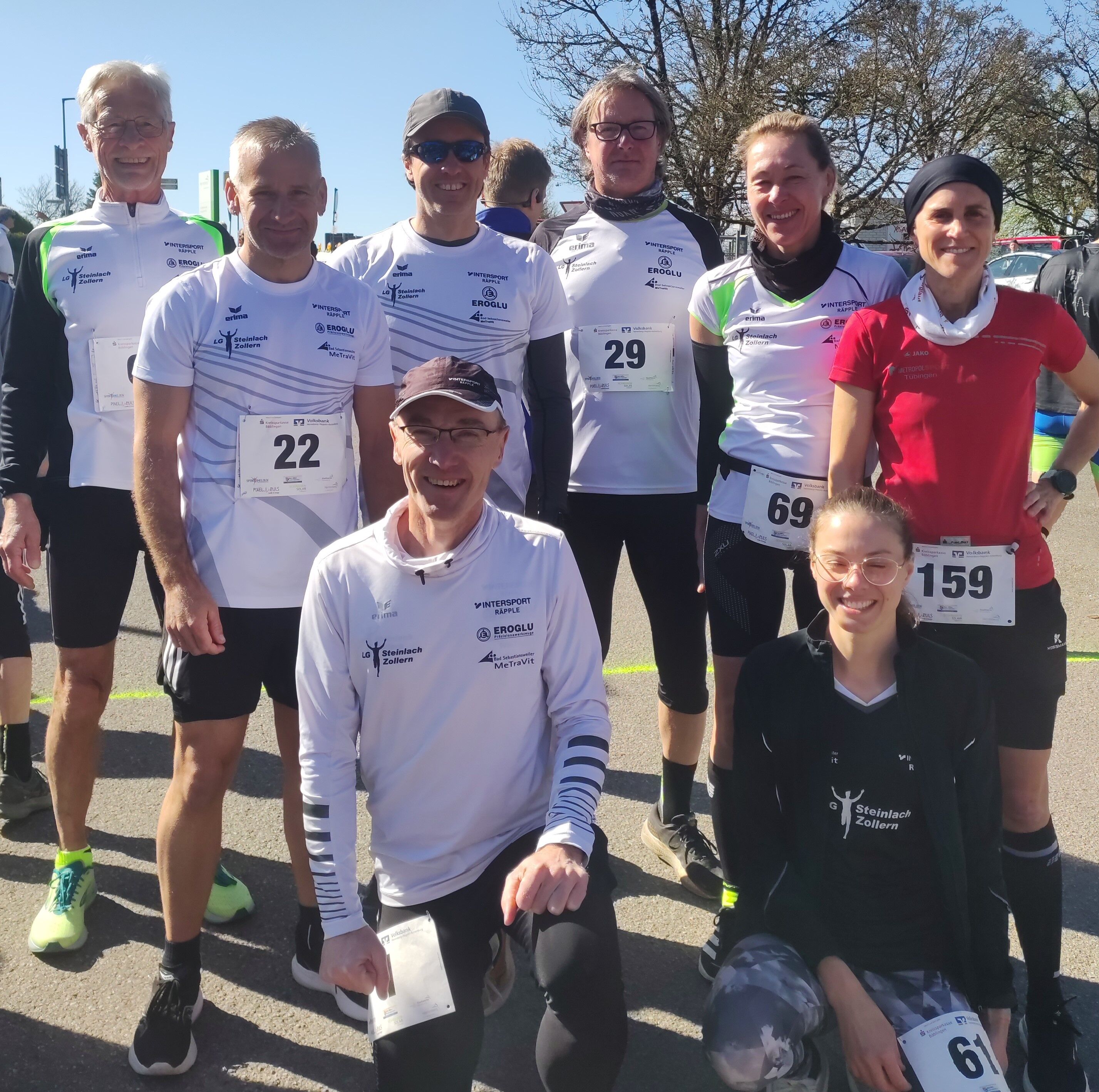 Beim Kayher Kirschblütenlauf sind die Läuferinnen und Läufer der LG Steinlach-Zollern regelmäßig stark vertreten und starteten dieses Jahr dort besonders gut in die VR-Cup-Laufwertung, zu der auch der heimische Mössinger RÖWA-Lauf zählt.