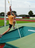 stabhochsprung_1_200bild.jpg