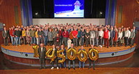 Volksbank in der Region SpendenAdvent 2023 / Zentrale Übergabeveranstaltung am 7. Dezember 2023 in der Stadthalle Herrenberg / Gruppenfoto / Foto: Gabriel Holom