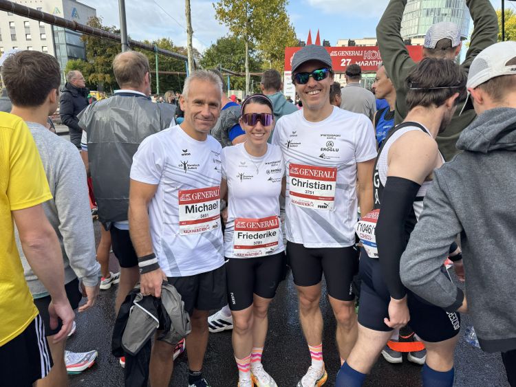 images/stories/Lauftreff/2025/2025-Köln-Foto.jpg#joomlaImage://local-images/stories/Lauftreff/2025/2025-Köln-Foto.jpg?width=5712&height=4284