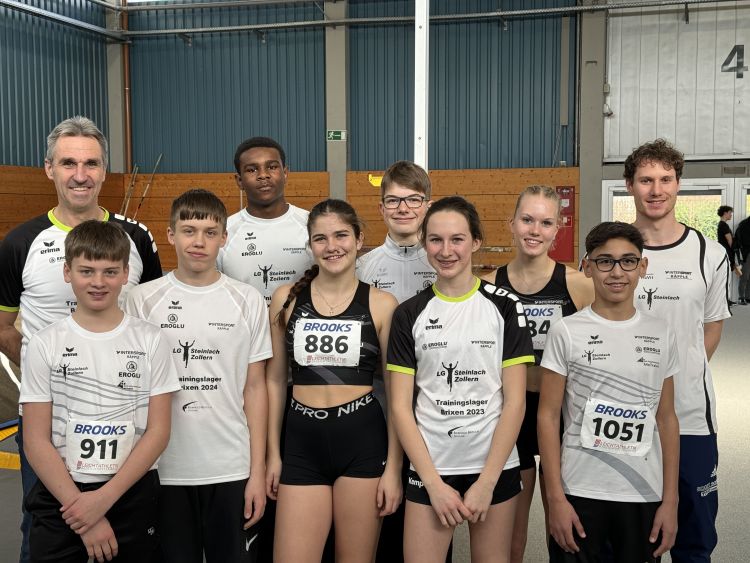 images/stories/Leichtathletik/2025/2025-01-02_WLV-U16-Einzel-Halle_Ulm-Foto-Gruppe.JPG#joomlaImage://local-images/stories/Leichtathletik/2025/2025-01-02_WLV-U16-Einzel-Halle_Ulm-Foto-Gruppe.JPG?width=4032&height=3024