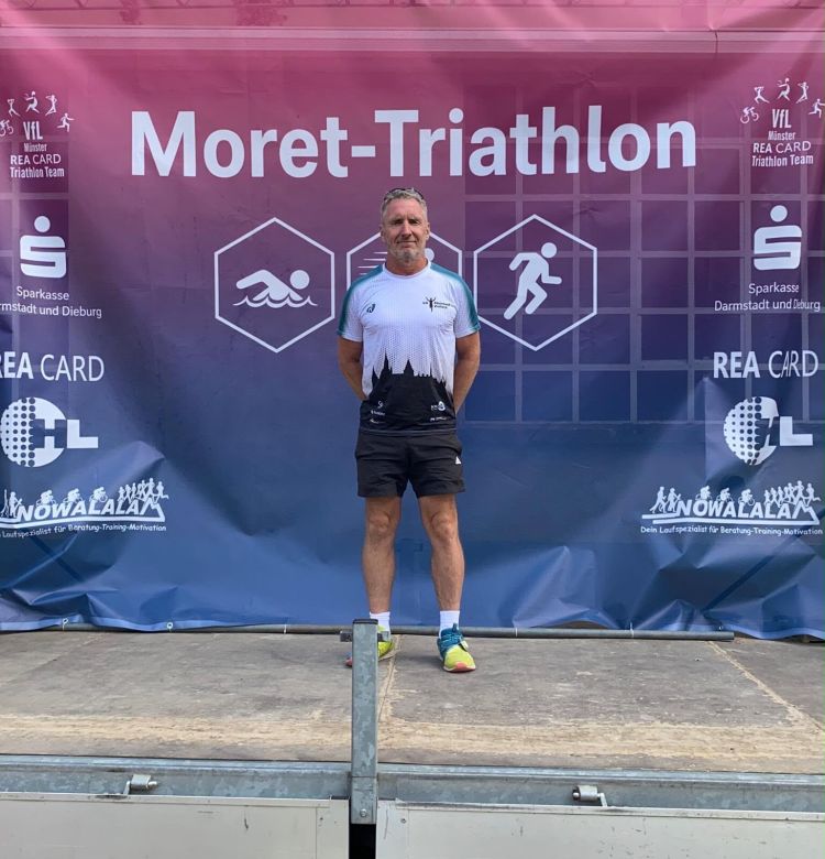 images/stories/Triathlon/2026/2026-Moret-Foto.jpg#joomlaImage://local-images/stories/Triathlon/2026/2026-Moret-Foto.jpg?width=1538&height=1599