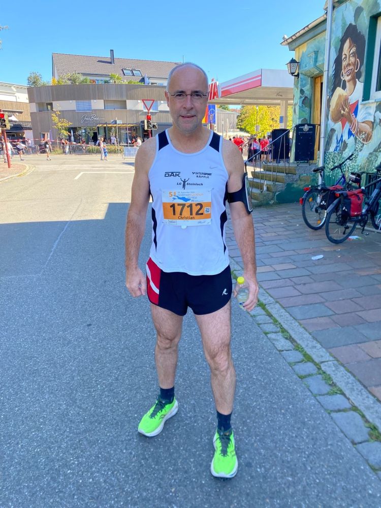 images/stories/Lauftreff/2025/2025-Kressbronn-Foto-2.jpg#joomlaImage://local-images/stories/Lauftreff/2025/2025-Kressbronn-Foto-2.jpg?width=1536&height=2048