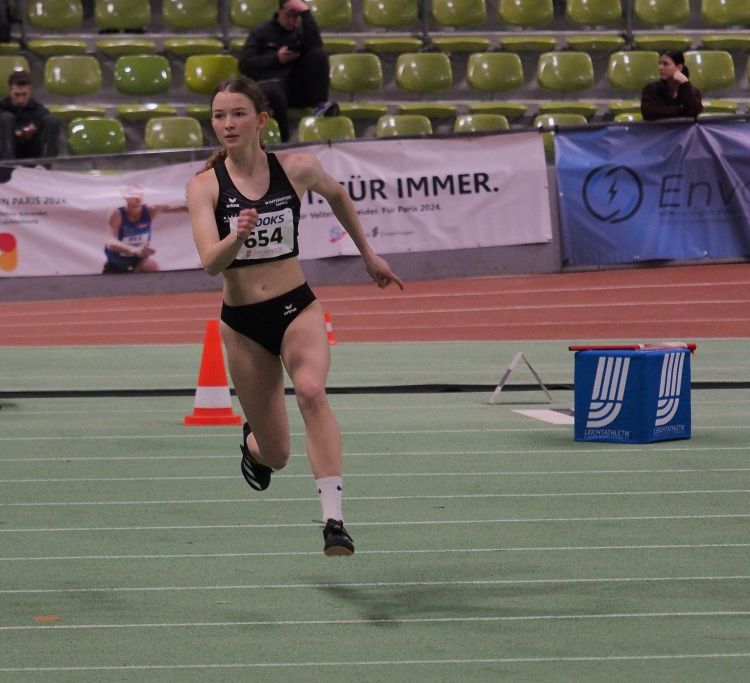 images/stories/Lauftreff/2025/2025-01-26_BaWue-Hallen_Sindelfingen-Foto-Leonie_01.JPG#joomlaImage://local-images/stories/Lauftreff/2025/2025-01-26_BaWue-Hallen_Sindelfingen-Foto-Leonie_01.JPG?width=2685&height=1409