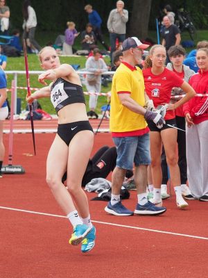 Nina Richter
Speerwurf: 36,59m (PB) - Platz 1