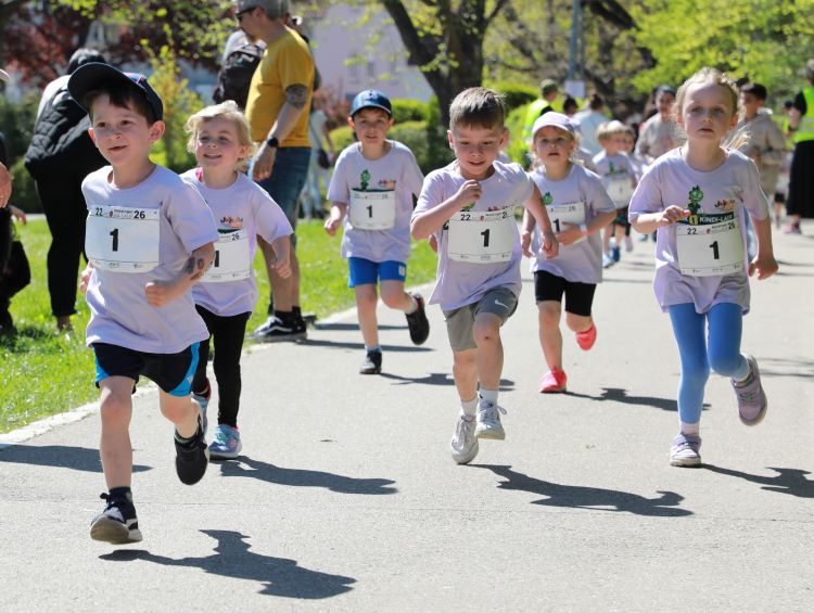 images/stories/Stadtlauf/2026/2026-04-25_Moessinger-RoeWa-Lauf_Kindergartenlauf.JPG#joomlaImage://local-images/stories/Stadtlauf/2026/2026-04-25_Moessinger-RoeWa-Lauf_Kindergartenlauf.JPG?width=4219&height=3181
