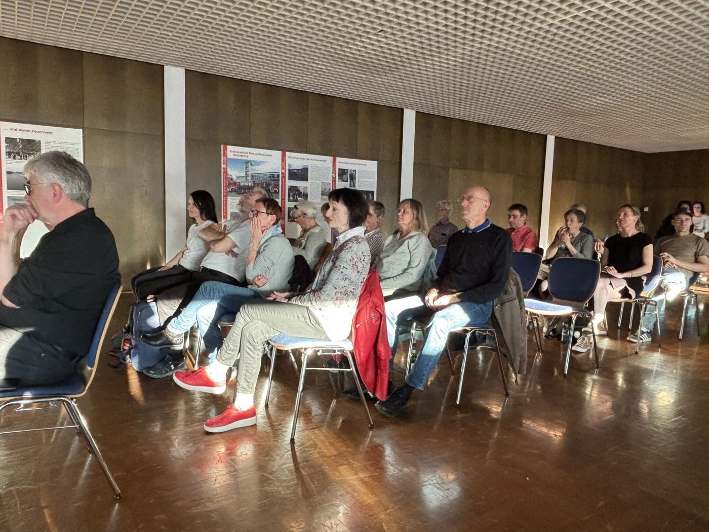 images/stories/Lauftreff/2025/2025-04-Mitgliederversammlung.jpg#joomlaImage://local-images/stories/Lauftreff/2025/2025-04-Mitgliederversammlung.jpg?width=2048&height=1536