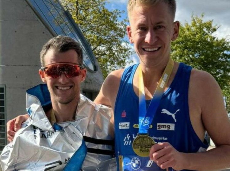 images/stories/Lauftreff/2024/Berlin-2.jpg#joomlaImage://local-images/stories/Lauftreff/2024/Berlin-2.jpg?width=601&height=871