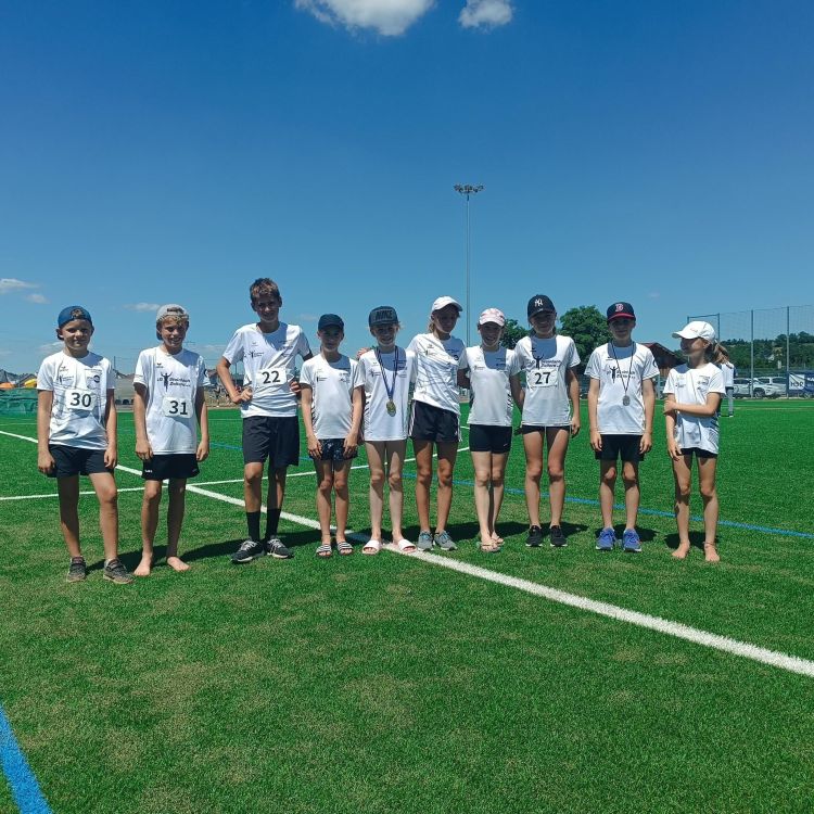 images/stories/Leichtathletik/2025/2025-06-29-Unterjesingen_U12-Foto.jpg#joomlaImage://local-images/stories/Leichtathletik/2025/2025-06-29-Unterjesingen_U12-Foto.jpg?width=2048&height=2048