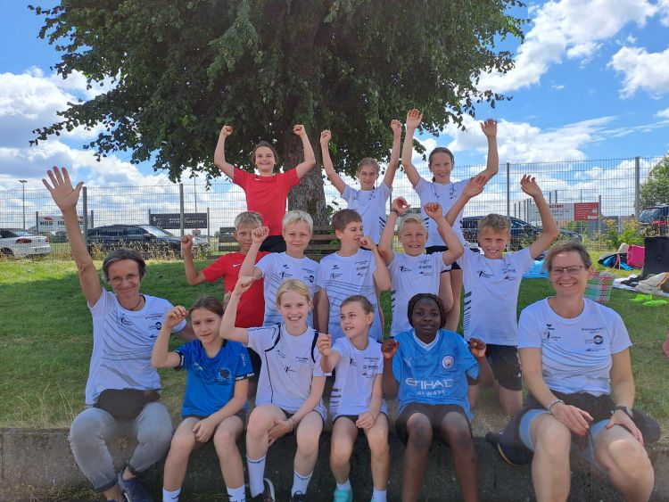 images/stories/Leichtathletik/2025/2025-07-12-Talentiade-Undingen_U12-Foto.jpg#joomlaImage://local-images/stories/Leichtathletik/2025/2025-07-12-Talentiade-Undingen_U12-Foto.jpg?width=4000&height=3000