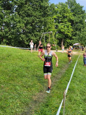 Die Laufstrecke zog den Triathleten die letzten Reserven aus dem Körper – Wiebke Schiwy kam an diesem Tag an ihr Limit.